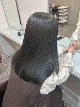 アンダーバーホワイト 広島 本通店(_WHITE) くすみオリーブグレージュ