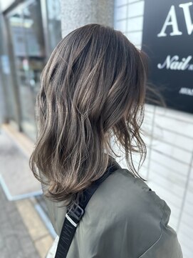 アヴァンス 京橋店(AVANCE) スジ感をきかせた外国人風バレイヤージュ♪【大阪/京橋】