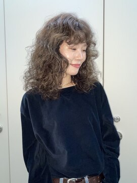 アンダーカレント(undercurrent) カーリーヘア