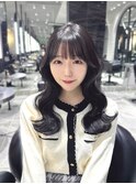 ダークグレージュカラーで憧れの韓国アイドルヘアに！
