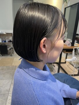 リディー(Lidee) 首元すっきりぱっつんボブ