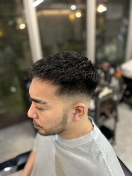 フランクスバーバーリザーブ 人形町店(FRANK’S BARBER RESERVE) ナチュラル癖毛風アイロンパーマH