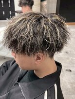 イーラ(era) メンズ刈り上げマッシュ眉毛