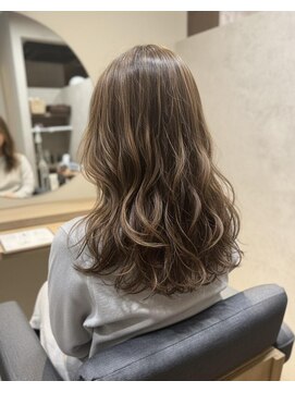 カプロアシヤ(Capullo.Ashiya) ゆるふわロングパーマ