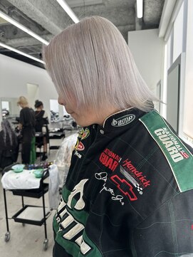 エゴル ナゴヤサカエ(ENGOL NAGOYA SAKAE) ホワイトカラー