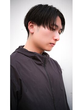 スピンオフシフト(SPIN-OFF SHIFT) 刈り上げセンターパート