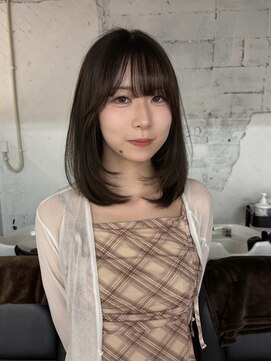 ヨーク(YOKE) [YOKE]レイヤーカットミントベージュミディアム
