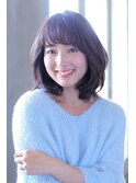 余裕を感じる旬の美人大人ミディ