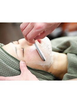 清潔感も渋さも自由自在！BarBarサロンならではのこだわりメニューで洗練されたデキる男を演出☆