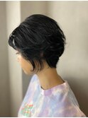ハンサムショート ネイビー ショート 大人かわいい 小顔