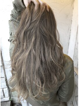 ロイジー(roijir) 【roijir】guestヘアx細めハイライトベージュ