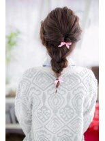 ミック ヘアアンドビューティー 大山店(miq  Hair&Beauty)&nbsp;大人ガーリー編み込みプリンセス風ヘアアレンジa1
