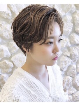 モアナ バイ ヘッドライト 駒沢大学店(Moana by HEADLIGHT) Moana【駒沢】#ハイライト#センターパートパーマ#20代30代40代