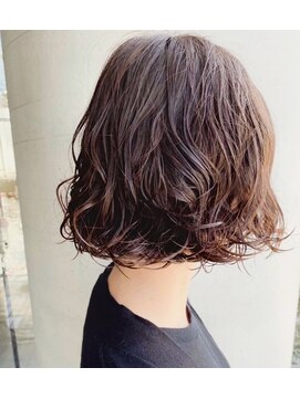 サーカス(circus) ボブ/くせ毛風パーマ/ゆるウェーブ