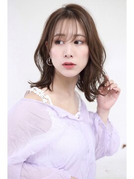 グランアージュ 池袋東口店(grandage) 斜めバングひし形くびれレイヤー×カーキベージュ