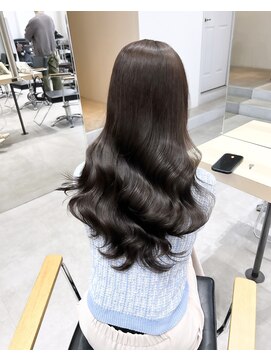 エレリー 栄店(EleRe) EleRe 栄/名古屋/髪質改善/縮毛矯正/カラー/レイヤーカット