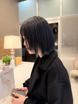 ユウヘアー 千代田橋店(U Hair) アッシュグレー/切りっぱなしボブ/顔まわりレイヤー