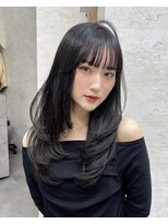 レイ(Lay.)&nbsp;レイヤーカット/グレージュ/ダークグレー/顔周りレイヤー/３0代