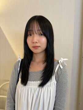 アム(amu) レイヤーカット/ハッシュカット/レイヤーロング/オリーブカラー