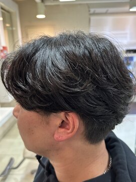 ギヴ 玉造店(Give) 刈り上げフェザーパーマ