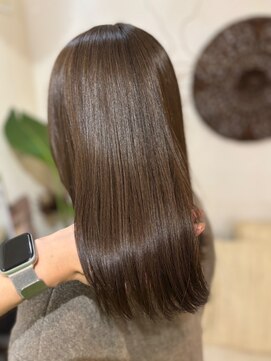 リゴッツ ドゥア プトゥリ(Regottz dua putri) オリーブグレー冬感じるオリーブカラー12.10