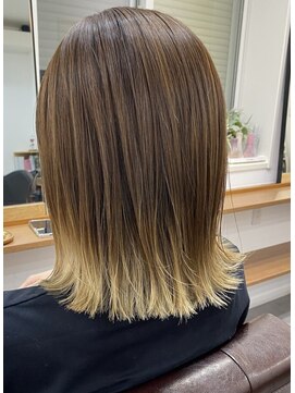 ランプ(Lamp) くびレイヤー グレーベージュ 白髪染め 白髪ぼかし 髪質改善