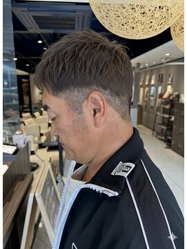 アース オーセンティック 新浦安店(EARTH Authentic) 刈り上げショート