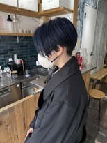 テイ(tei)&nbsp;前下がりショート/ショートヘア/ネイビーカラー/刈り上げ