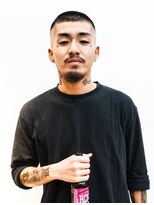 メリケンバーバーショップ コウベ(MERICAN BARBERSHOP KOBE)&nbsp;スキンフェードジャーヘッドGＩバズスタイル