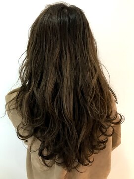 e.m.a プレミアムビューティーサロン 栄駅店(e.m.a PREMIUM BEAUTY SALON) ハイライト