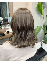 シエル 松山店(CIEL)&nbsp;外ハネミディ×明るめアッシュグレー