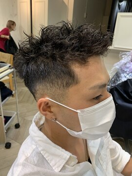 エル(EL by green) 【MITSU】ツイストスパイラル×フェードカット