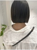 【三ツ井純】ぱつんとラインのミニボブ切りっぱなしボブ外ハネ