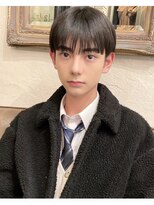 学生やビジネスマンにも！黒髪でもかっこいいシースルーマッシュ