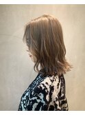 YOKE 大人ボブパールベージュブリーチ結べるボブ切りっぱなし