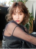 26ミリでくるくるふわふわ_斜めバンググレージュカラー_39139