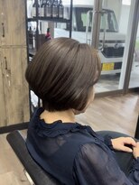 ヴィフ 大船(VIF)&nbsp;白髪ぼかし脱白髪染めショートヘアショートボブカット大船駅鎌倉