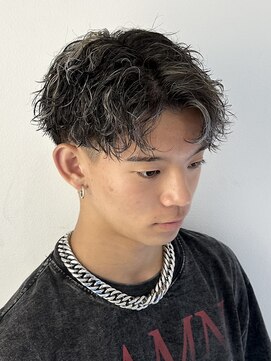 ゼスト リル 新宿(ZEST lill) ツイストスパイラル ハイライト ホワイトメッシュ 新宿