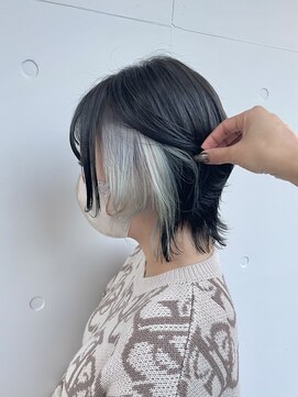 カリーナコークス 原宿 渋谷(Carina COKETH) ホワイトカラー/インナーカラー/ダブルカラー/レイヤーカット