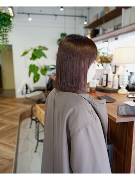 ルート(root) ピンクブラウン　ボブ　ブリーチ無し