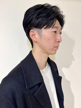 クレビアテン(CreBiA ten_) メンズ　センターパート　フェザー　ニュアンスパーマ