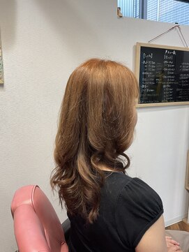 クヌム(khnum) サラツヤカラー