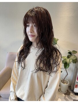 リベラル(liberal) ロングレイヤー 抜け感スパイラル ラフパーマ【30代/40代/50代】