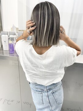 キング 心斎橋店(K!ng) 縮毛矯正髪質改善レイヤーカットトリートメント心斎橋美容室