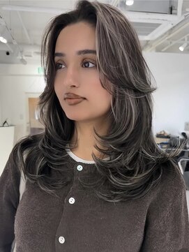 ヨロ 上野(YOLO) ハイライトカラーミルクティーベージュケアブリーチダブルカラー