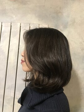 リノ 金山(Rino) フェイスレイヤー/レイヤーカット
