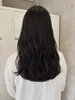 ナイロン 西葛西店(NYLON.)&nbsp;光に透けるほんのり赤みブラック艶感たっぷり黒髪ロング