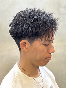 ドルクス 上野店(Dorcus) ツイストスパイラル/アップバングスタイル