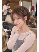 ロハスバイケンジ(LOHAS by KENJE)&nbsp;白髪を馴染ませる大人くびれショート