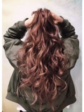 ヘアメイク ゼロサンヨンゴ(Hair Make 0345) ハイ透明感ピンクカラー　《高倉麻未》